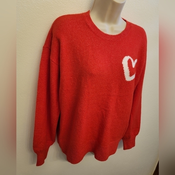 NWT Loft Crewneck Sweater with Heart Design - Picture 3 of 5